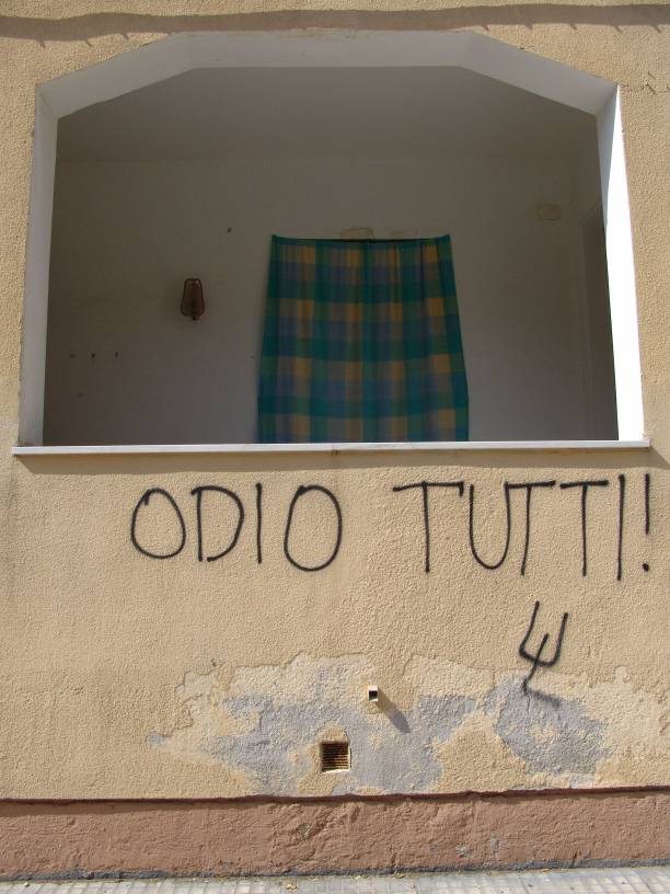 Su Facebook l’amore per l’odio