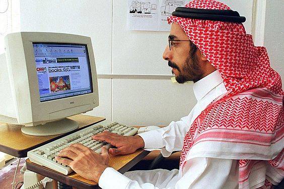 Internet, giornata storica: 
da oggi indirizzi in arabo