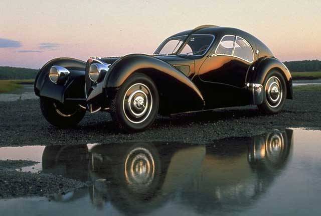 Tre aste da record in ventiquattro ore 
Una stilografica, la Bugatti e Picasso
