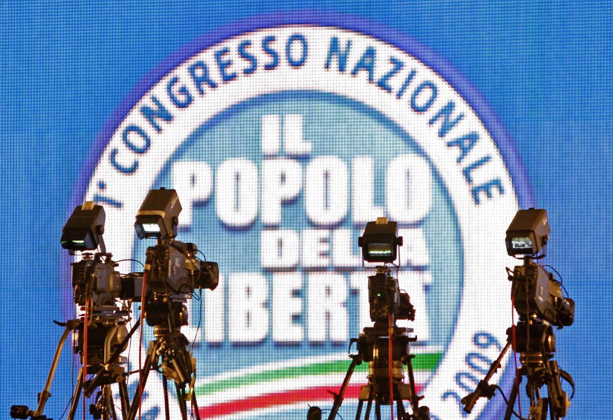 Pdl, ora i finiani vanno alla guerra dei talk show