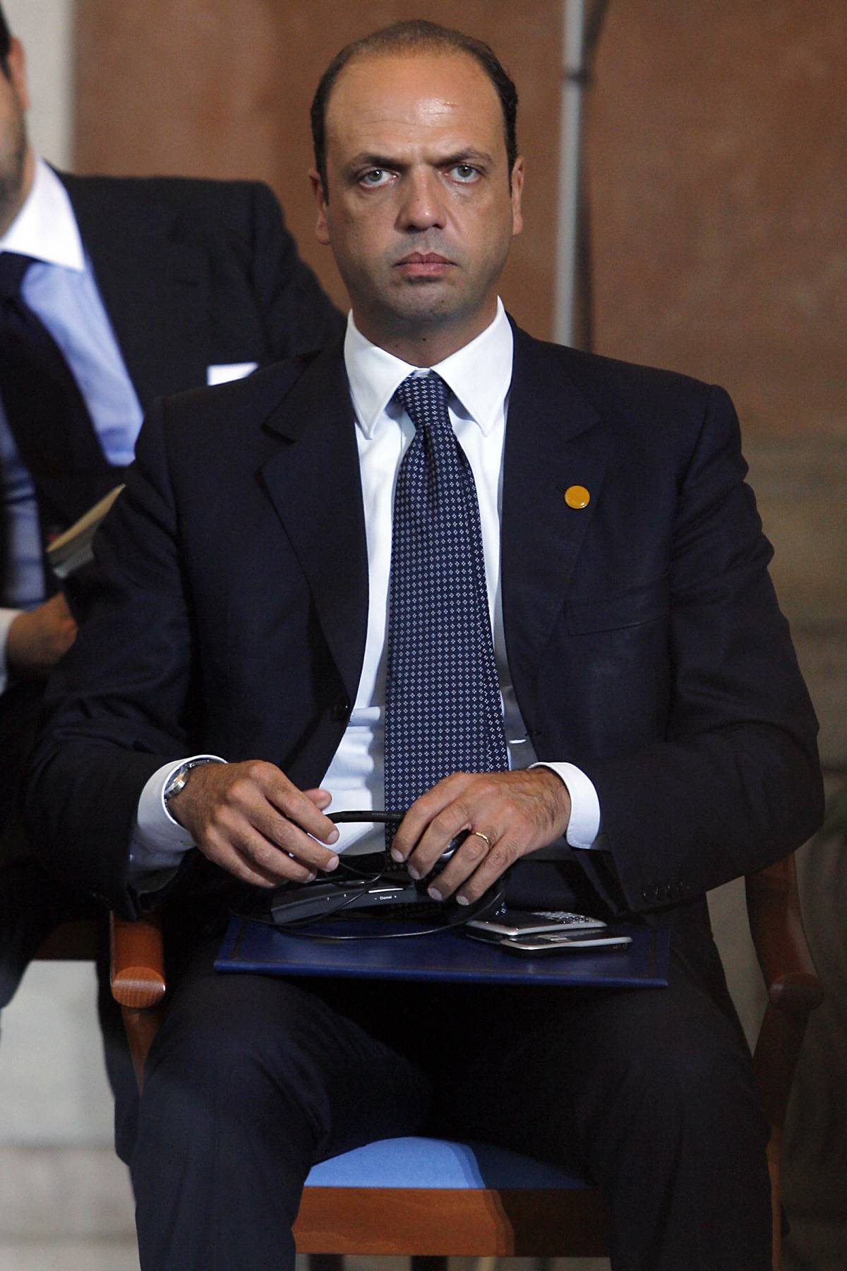 Carceri, Napolitano: "La situazione è critica" 
Alfano: "Un piano contro il sovraffollamento"