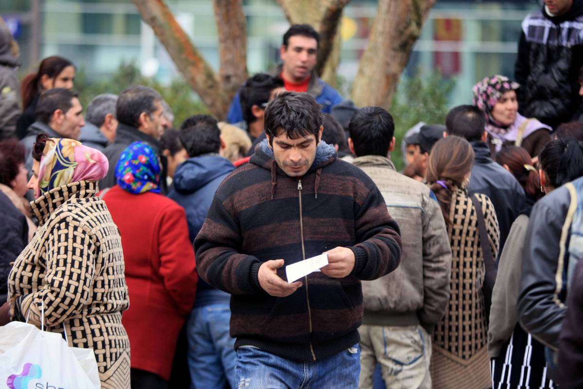 Permesso di soggiorno,  
come la patente: a punti  
Chi sbaglia è espulso