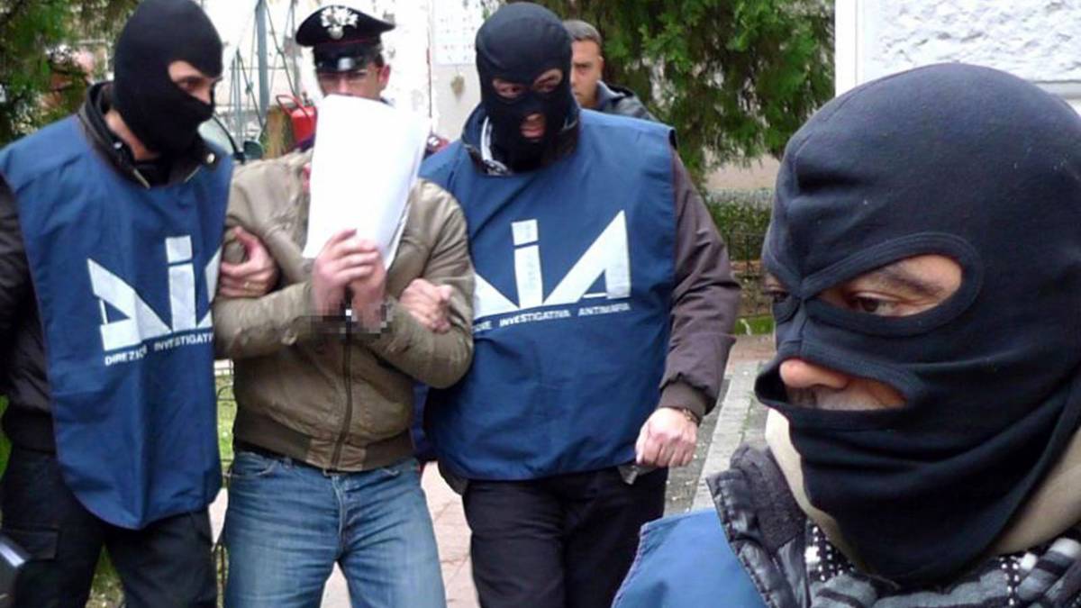 Arrestato a Madrid camorrista evaso nell'89