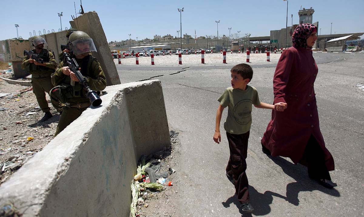 Gaza, Israele spara a nave aiuti: strage 
Il Colle: sgomento per tragico bilancio