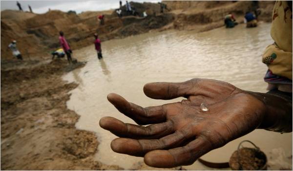 Sudafrica: un lungo cammino tra sangue e diamanti