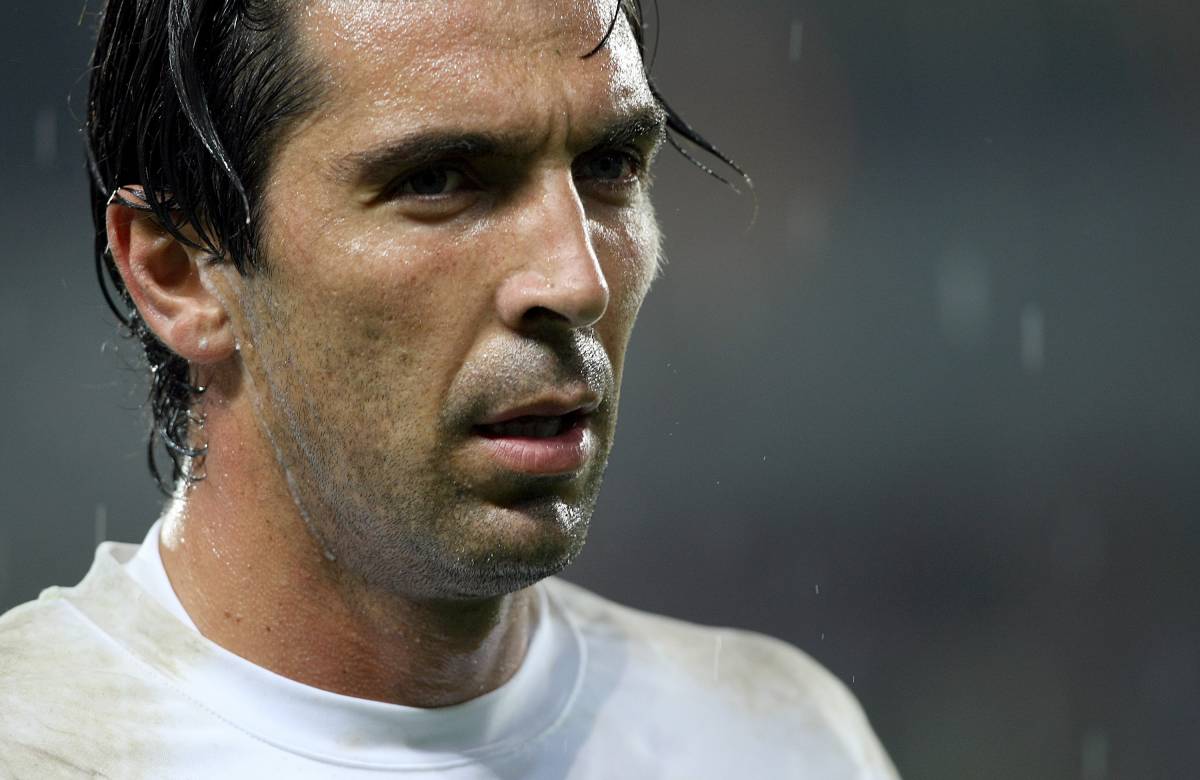 Italia, allarme Buffon: "Il Mondiale è a rischio" 
Portogallo pari, Brasile: che fatica con la Corea