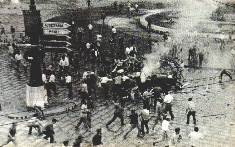 Così i camalli affondarono la democrazia dell'alternanaza
