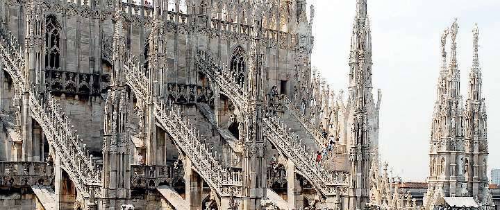 Pirellone, 1 milione per le guglie del Duomo