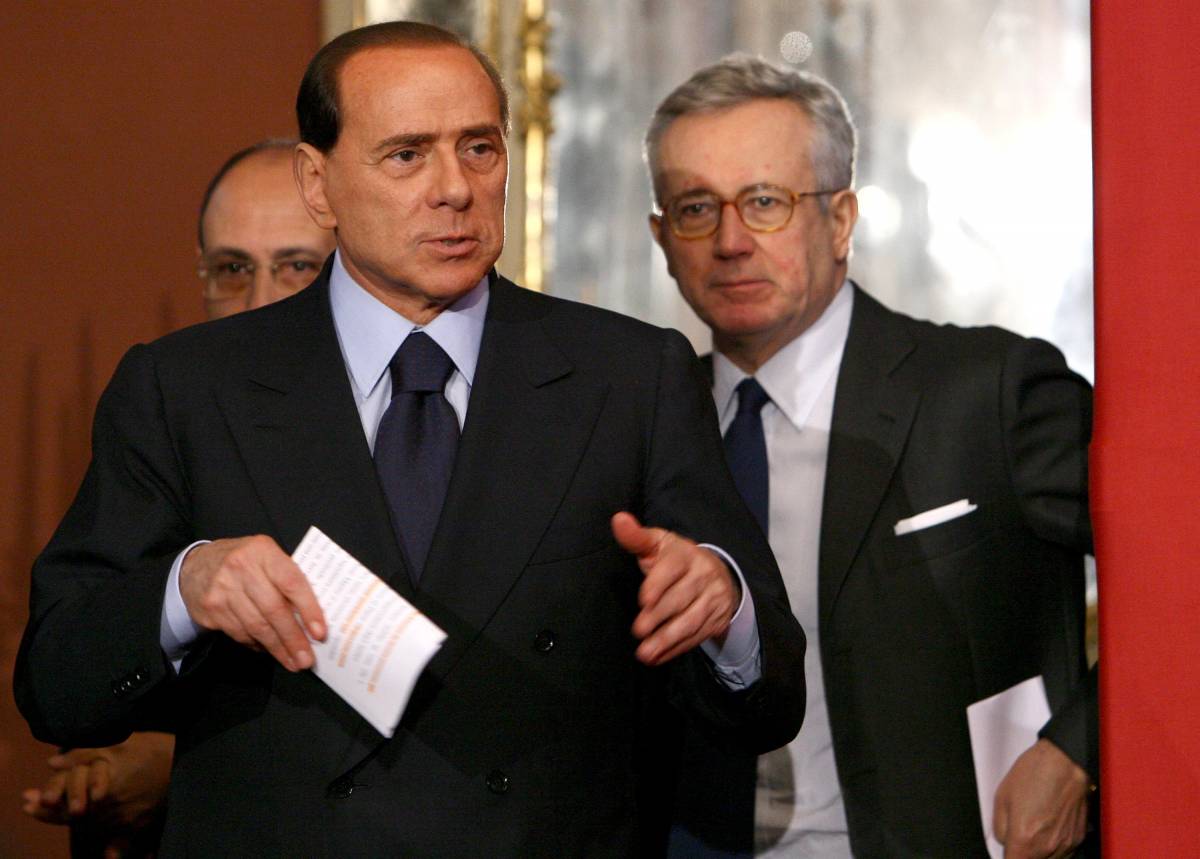 "Nessuno scontro tra Berlusconi e Tremonti"