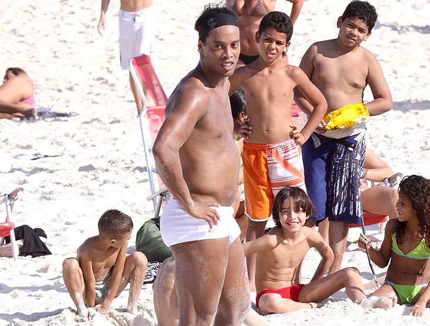 Ronaldinho con la pancia al mare  
ma il Milan vuol cavalcare l’Honda