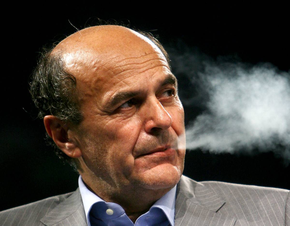 Bersani in tilt, stecca perfino alla sua festa