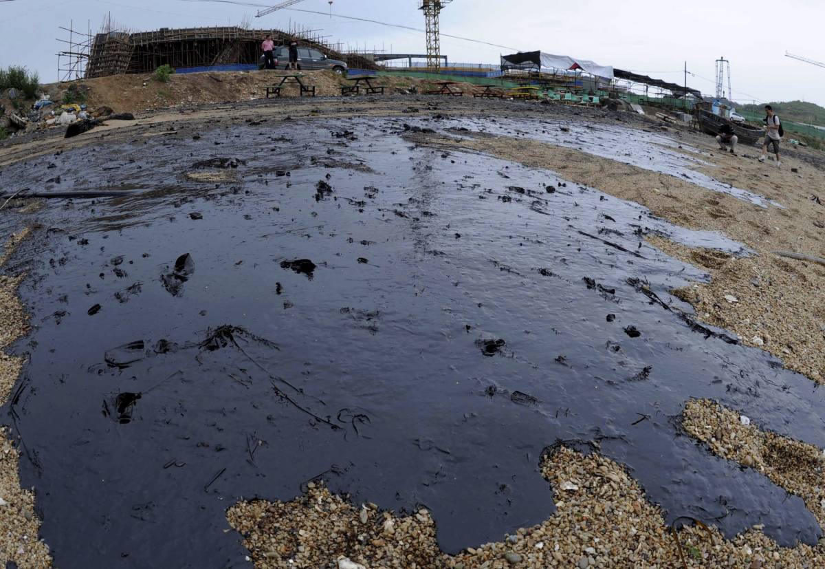 I 4 colossi del petrolio: 
fermiamo la marea nera