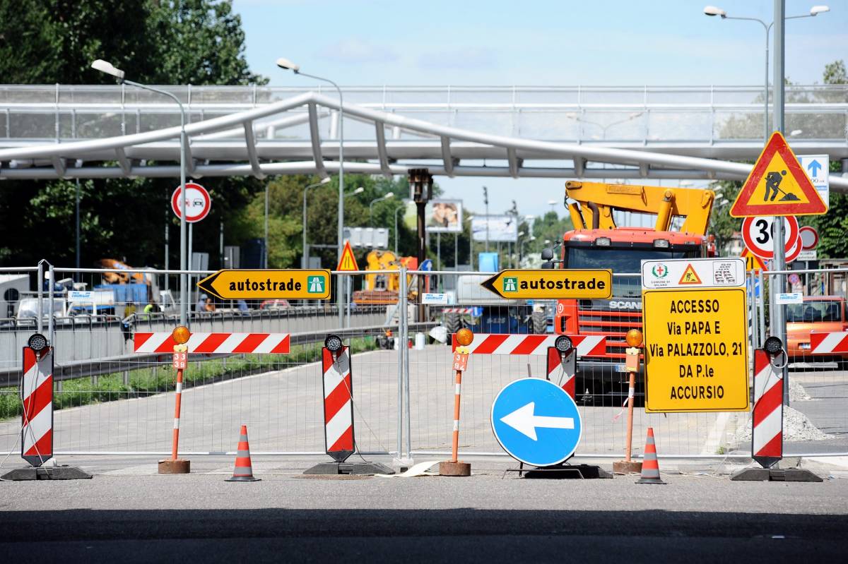 Cantieri in città: 
operai ai lavoro 
per evitare code