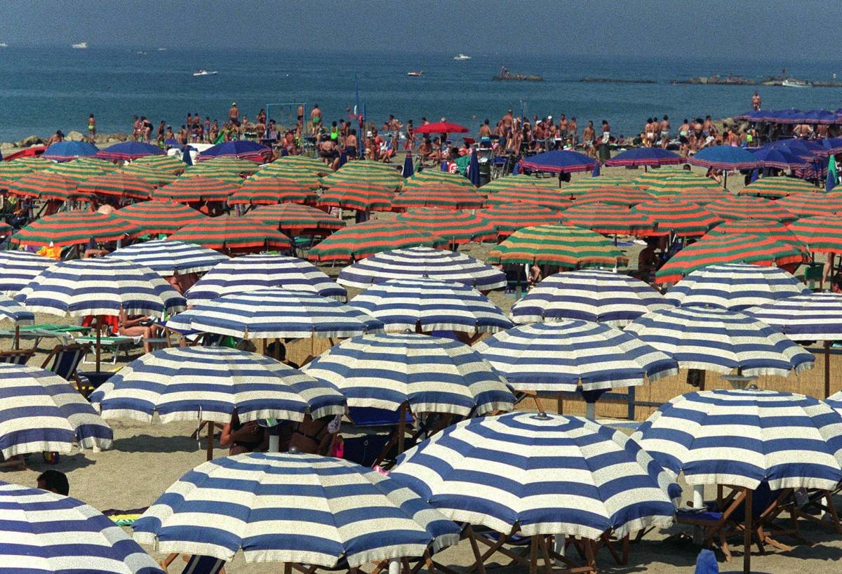 Rapallo Se ai bagnanti fanno pagare lo scoglio