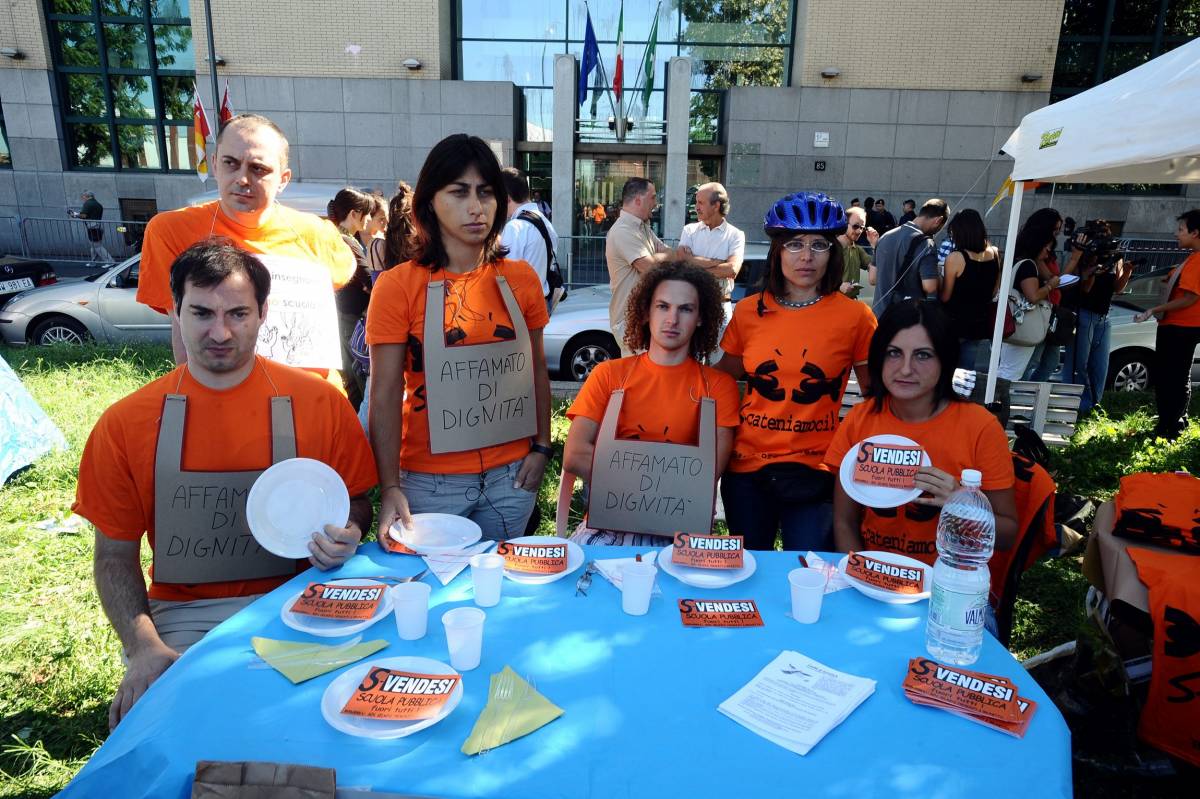 Comincia anche a Milano 
lo sciopero della fame 
degli insegnanti precari