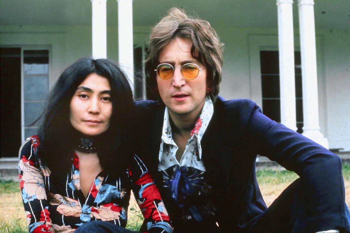 Yoko trasforma Lennon in un mito da gadget