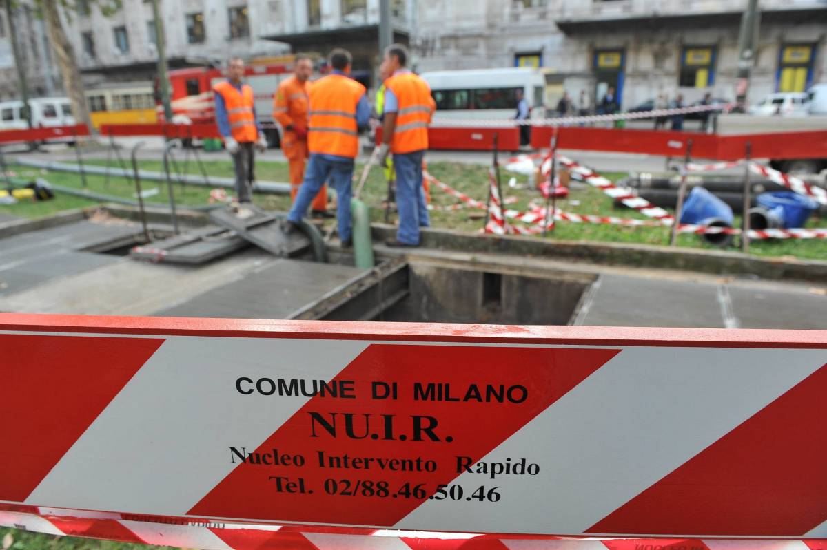 Metrò allagata, 500 uomini al lavoro