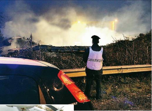 Nell’inferno della fabbrica esplosa: "Mio marito là dentro, una tragedia"