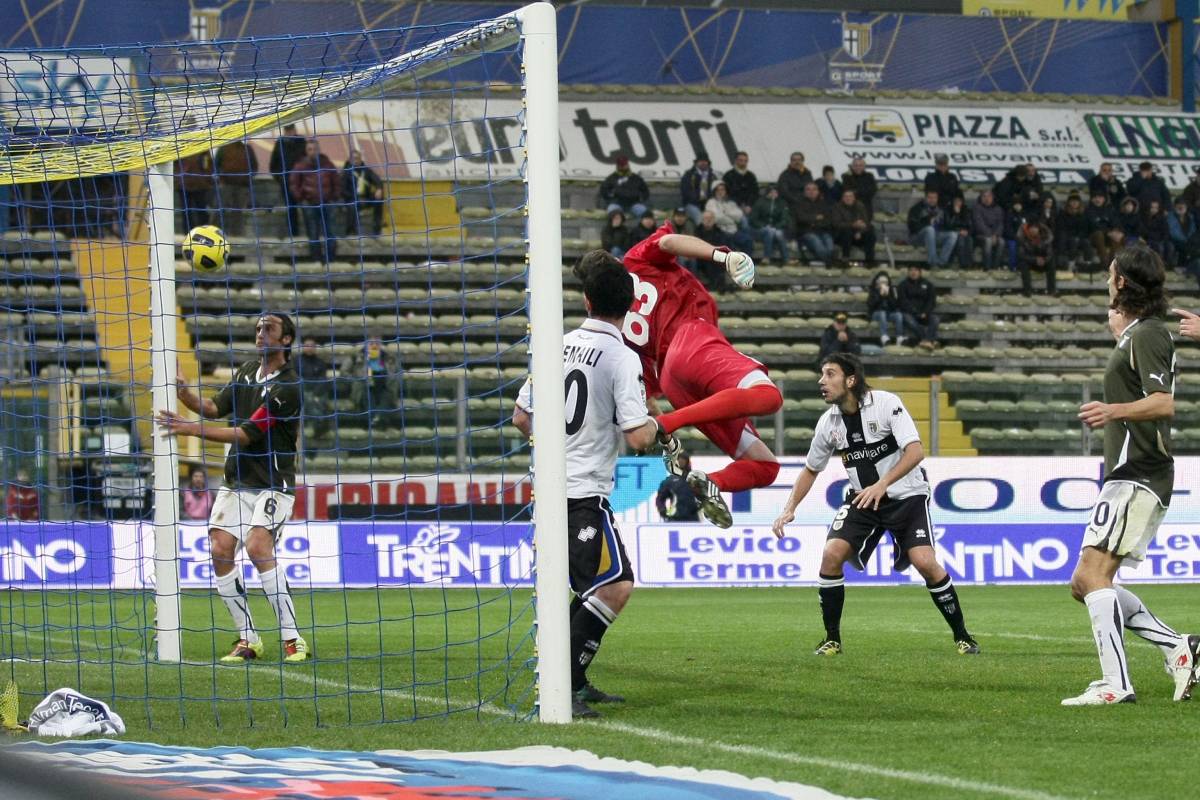 La Lazio si salva ma Reja scopre il mal di bomber