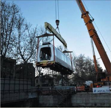 Pronta nel 2012 la nuova Metro 5: il primo treno entra in galleria