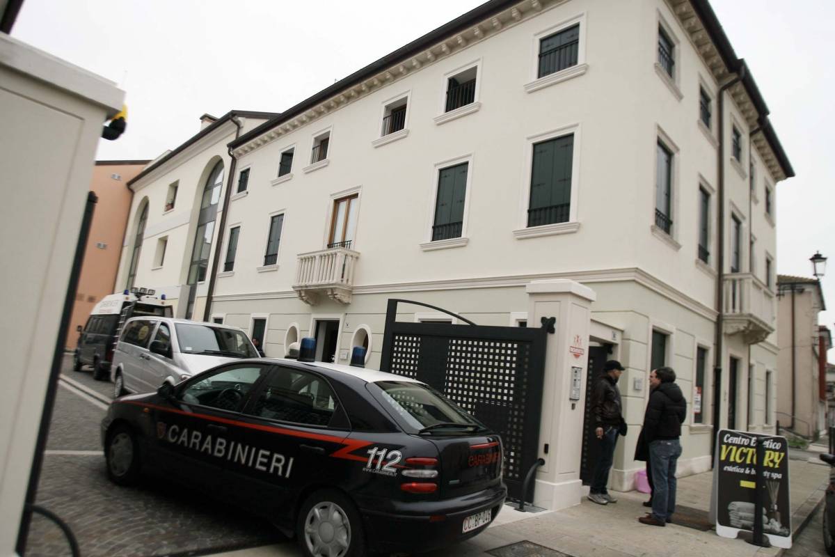 'Ndrangheta, maxi blitz: 
77 in manette per droga, 
preso ufficiale dell'Arma