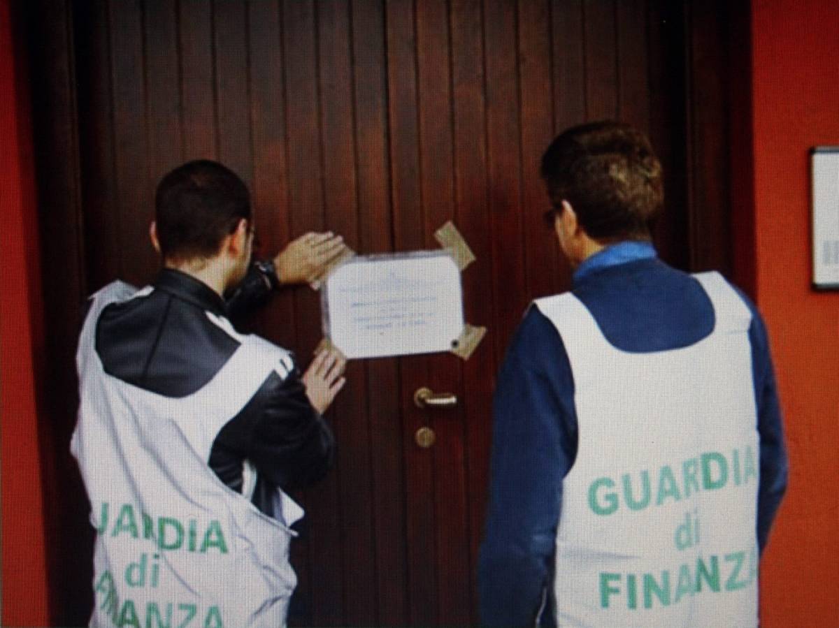 'Ndrangheta, maxi blitz: 
sequestrati 80 immobili 
tra Lombardia e Calabria