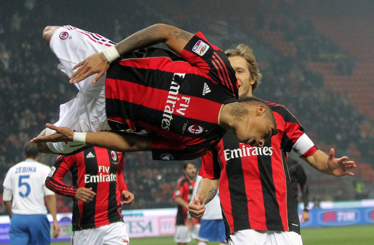 Il Milan non lascia niente: 
Boateng-Robinho-Ibra 
E il Brescia va al tappeto