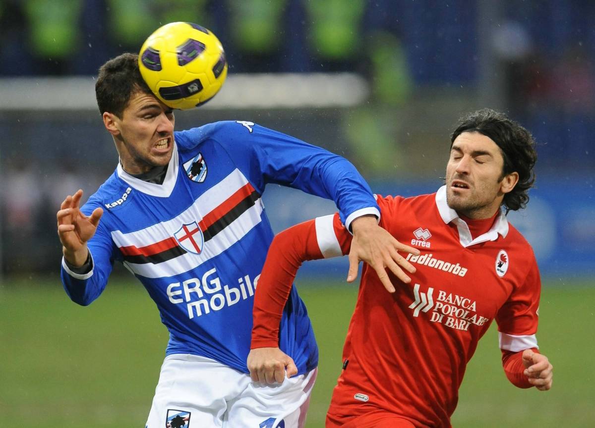 La Samp travolge il Bari 
e aggancia l'Inter 
Mutu ritorna al gol