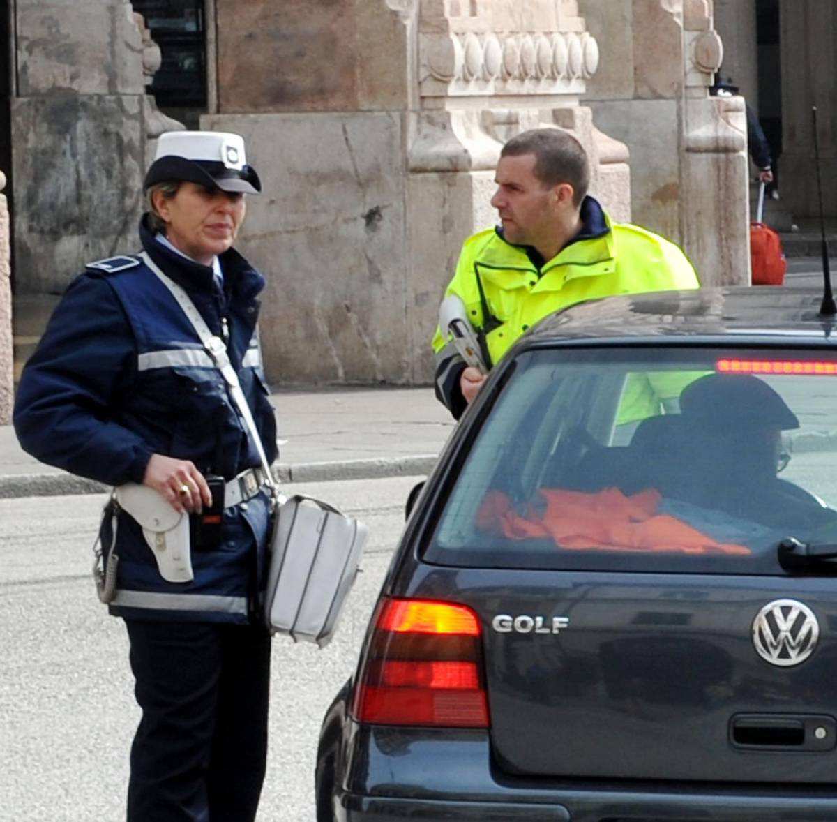 Tre giudici di pace cancellano 10mila euro di multe