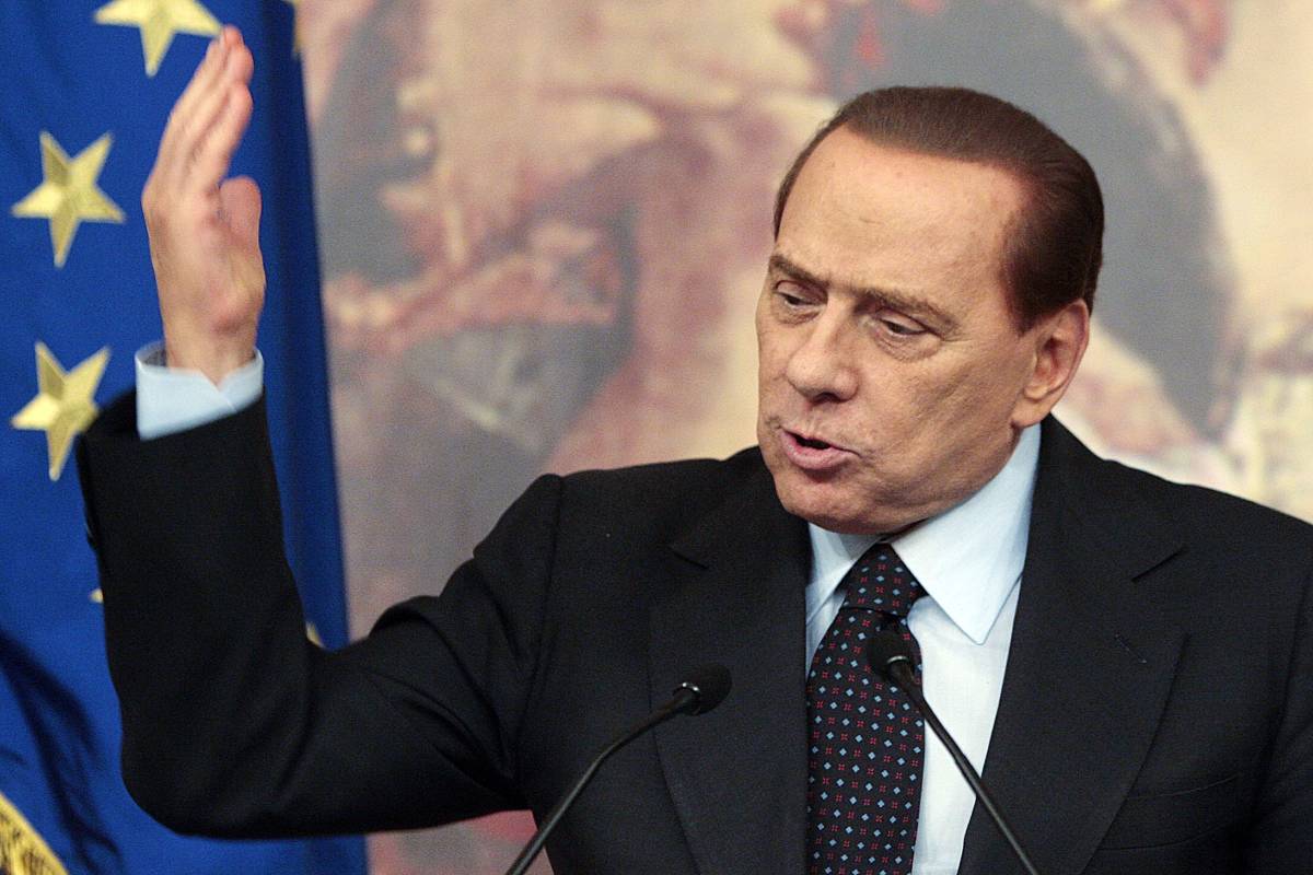 I finiani adesso vogliono trattare, Berlusconi no