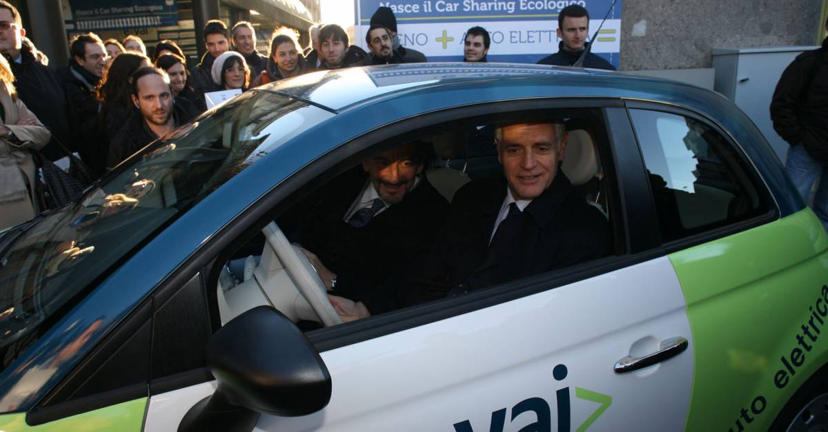 Cadorna: al via il car sharing con le minicar elettriche