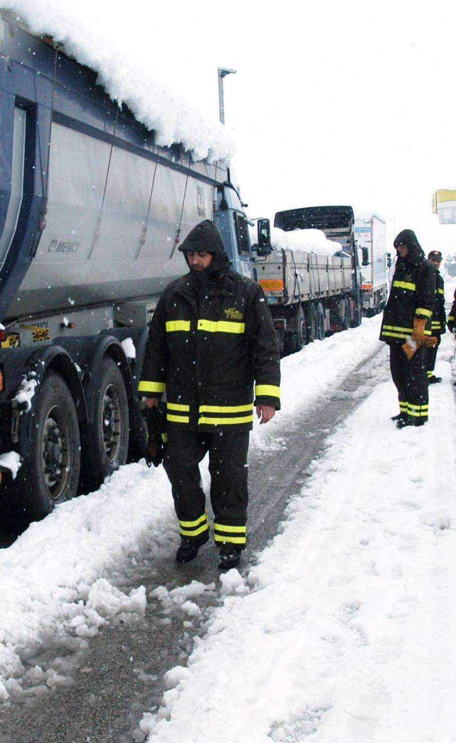 Vigile del fuoco ucciso dall’auto di un collega