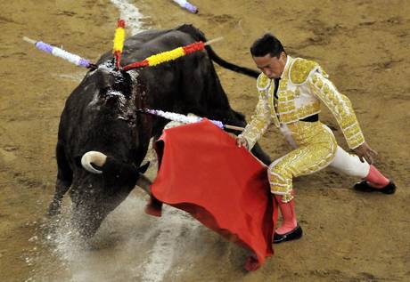 Spagna, bandita la corrida dalla tv