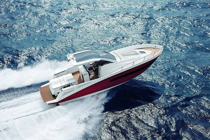 Azimut - Benetti al Boat Show di Londra con due barche