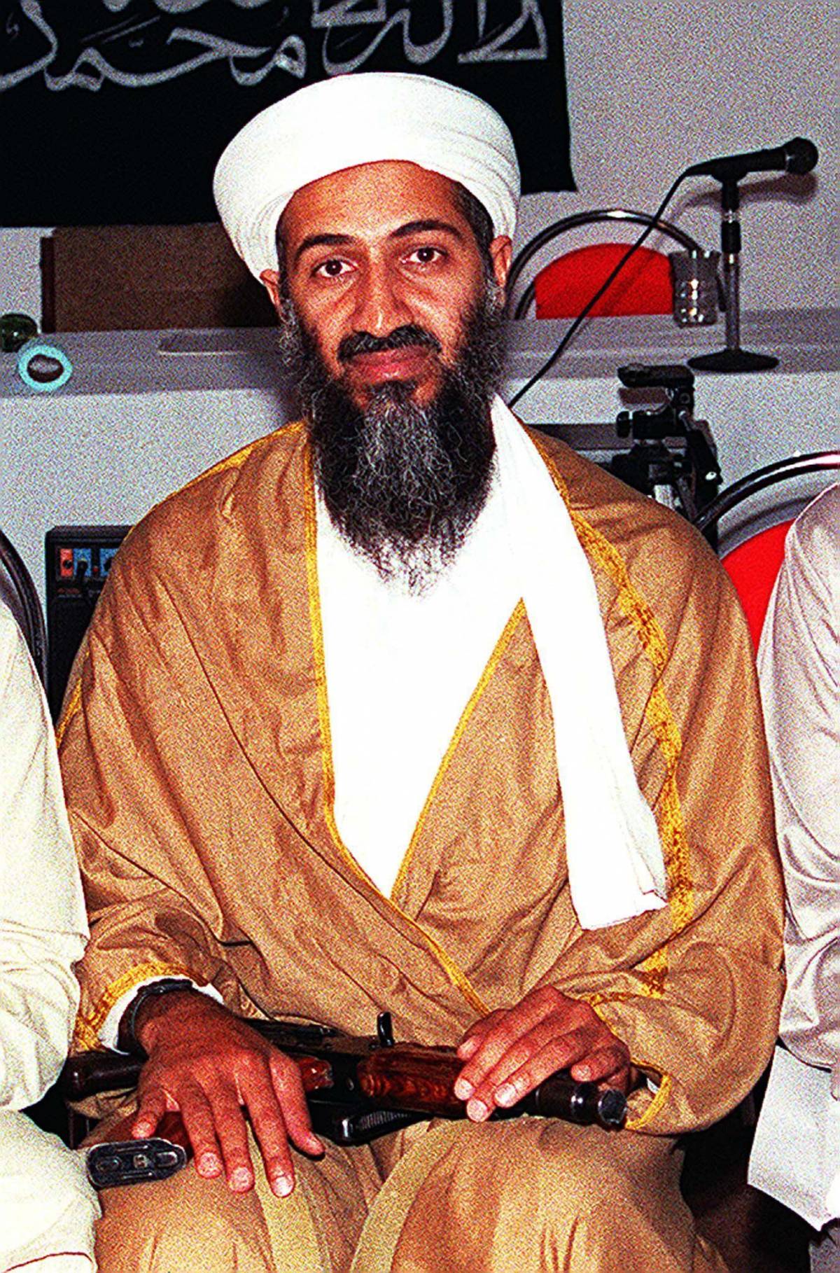 Bin Laden alla Francia: via da Kabul 
o non libereremo gli ostaggi