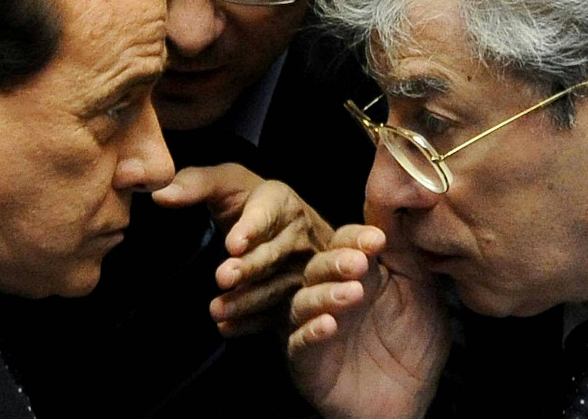 Federalismo, il governo dice sì 
Bossi: "Mantenute le promesse"