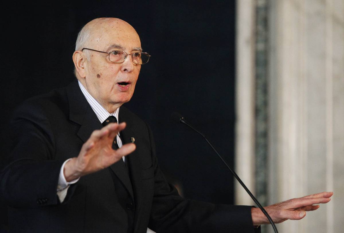 Federalismo, stop di Napolitano: dl torni in aula 
Calderoli: "Non cambierà neanche una virgola"