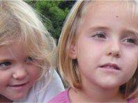 La madre delle gemelline in Corsica: 
"Le mie figlie sono state viste vive" 
