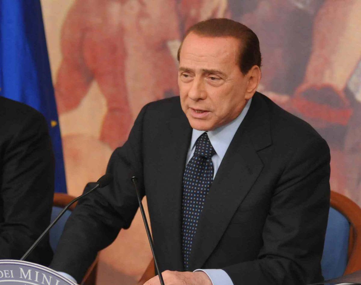 BERLUSCONI: IO NON MOLLO