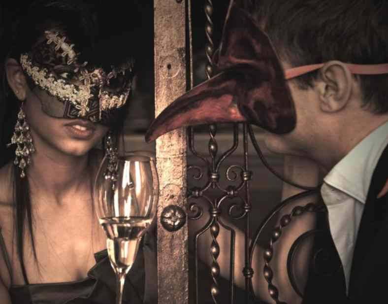Venezia, il Carnevale brinda con il prosecco