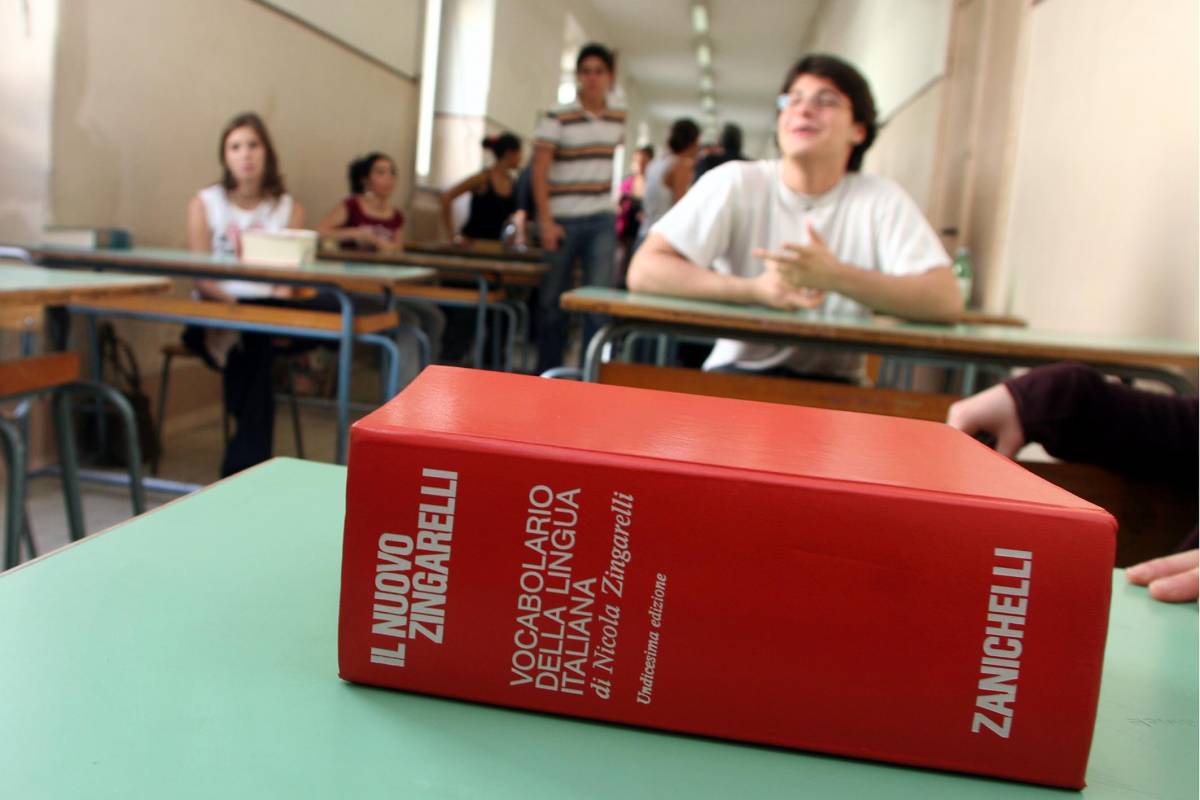 Stop alla scuola che plagia i ragazzi