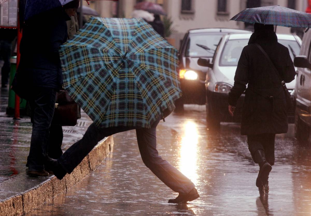 Italia sott'acqua: vento, pioggia ed esondazioni