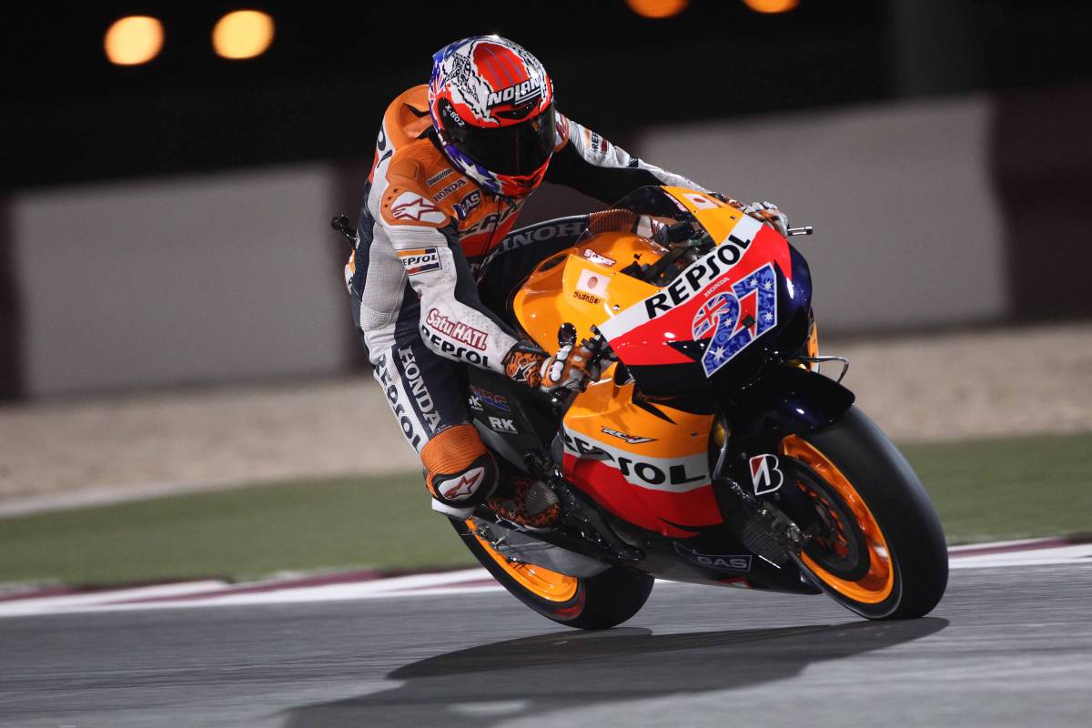 MotoGp: Stoner in pole 
Dominio Honda, Rossi 9°