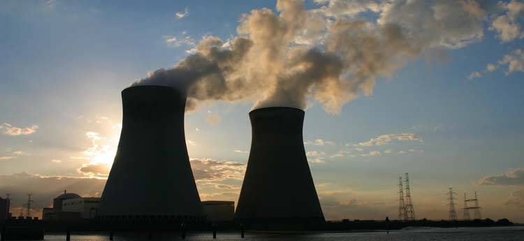 Svizzera: "Guai a chi ci tocca il nucleare..." 
Il Cantone di Argovia ospita 3 centrali su 5
