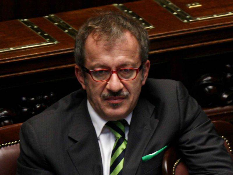 Maroni accoglie i profughi 
ma ora le Regioni rosse  
decidono di scaricarli