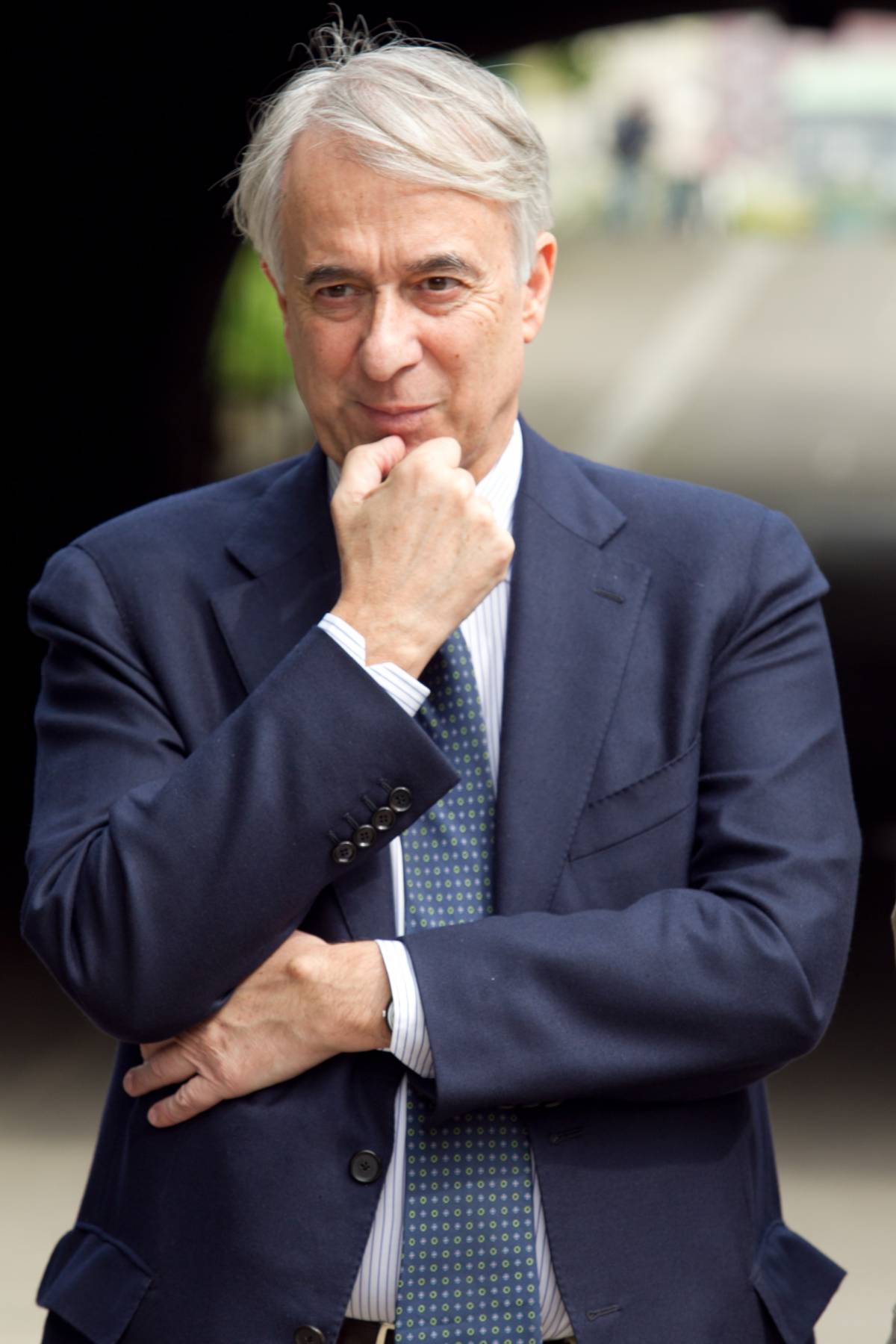 Eutanasia, droghe e soldi ai rom: dalle carte spunta il vero Pisapia