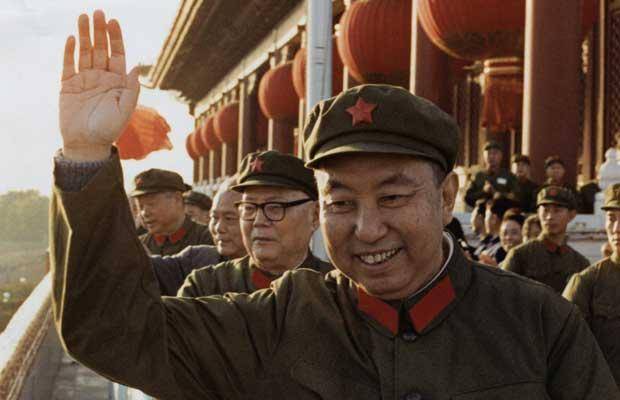 Comunismo chic alla cinese, è polemica: 
tomba da 10 milioni per il successore di Mao