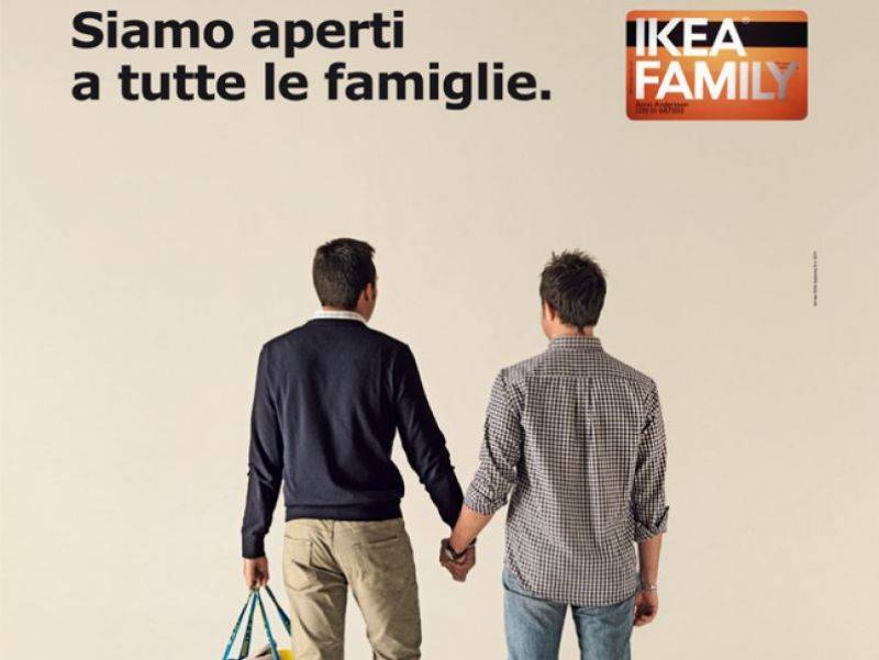 Spot dell'Ikea, il Fli spara a zero contro i gay 
Ma Fini non era il paladino delle coppie di fatto?