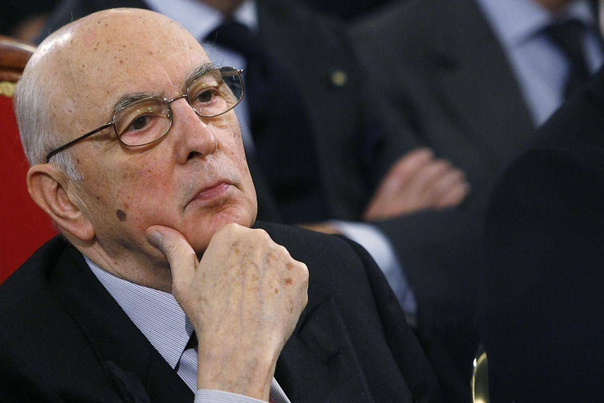 Lo dice pure Napolitano: sinistra non è credibile 
"Così com'è non potrà mai vincere le elezioni..."