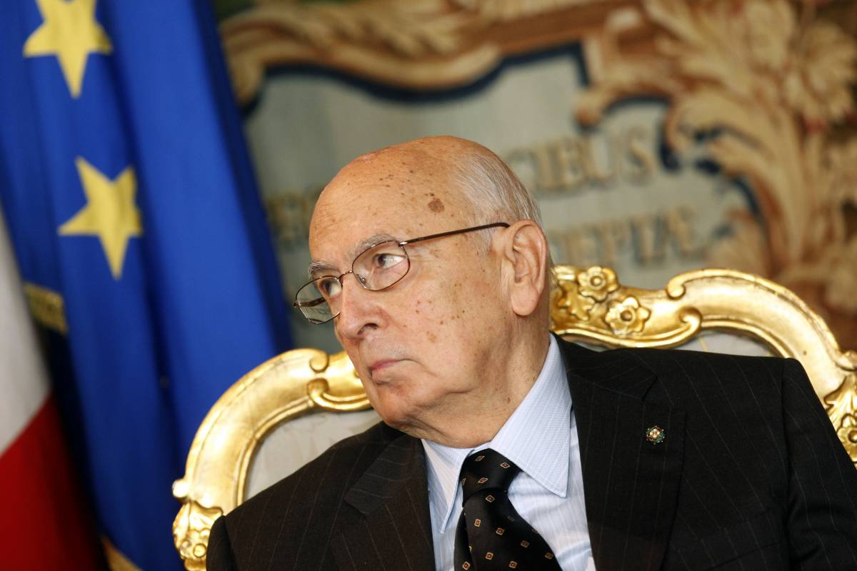 Napolitano ai politici: 
"Basta guerre per il voto 
Voglio rispetto reciproco"